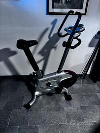 Cyclette professionale flottante