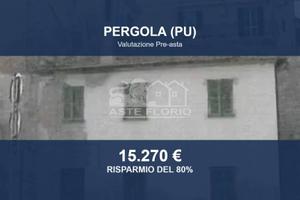 Immobile in asta di 591 m² a Pergola