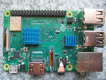 Raspberry Pi 3 Model B+ con Alimentatore e SD 32Gb