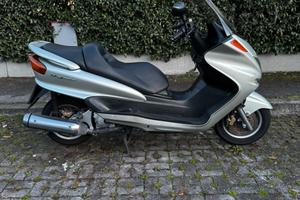 Yamaha Majesty 250