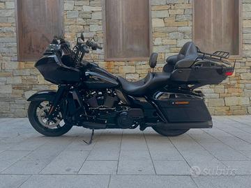 HARLEY-DAVIDSON ROAD GLIDE 114 LIMITED 2020
