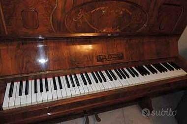 Pianoforte  acustico J.white&sons ltd.chesterfield