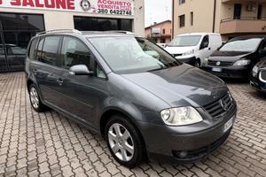 Volkswagen Touran 2.0 TDI 140cv Highline