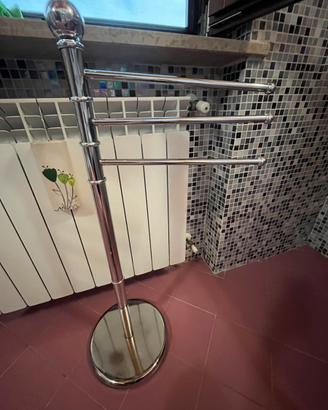 Piantana porta asciugamani in acciaio