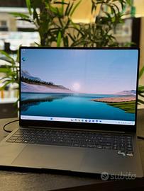 SAMSUNG BOOK 3 PRO 16” 16/512 - COME NUOVO