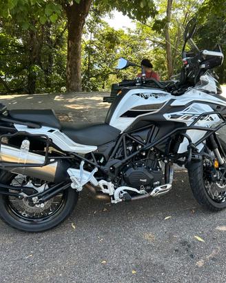 Benelli trk 502x