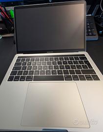 MacBook Pro 2016 - 1TB SSD 16GB i7