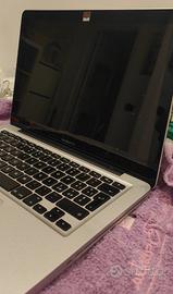 MacBook Pro 13 2012 non funzionante per ricambi.