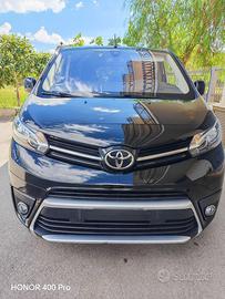 Toyota proace verso 