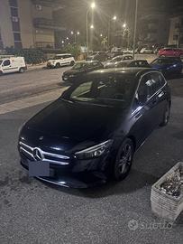 Mercedes b180d