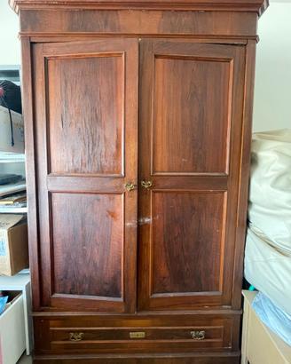 Armadio in massello