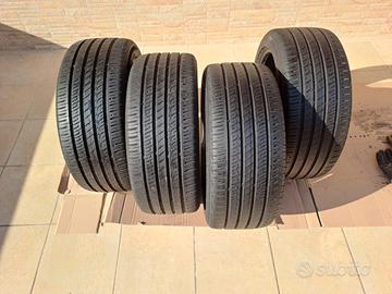 4 pn 225 45 17 Barum  con montaggio 