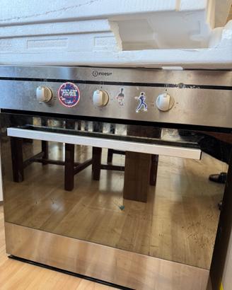 Forno Indesit FIM 51 K.A IX S
