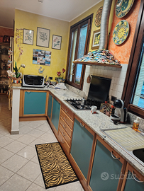 Appartamento di pregio con giardino, doppio box e