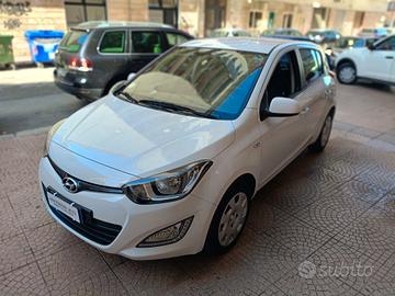 Hyundai i20 1.1 CRDi 5p.-NEOPATENTATI-Euro 7490