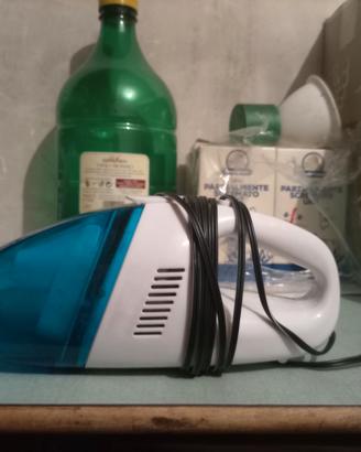 Mini aspirapolvere per auto