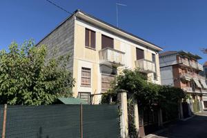 5 LOCALI A SAN MAURO TORINESE
