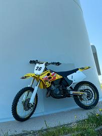 Suzuki rm 125
