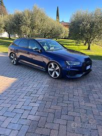 Audi rs4