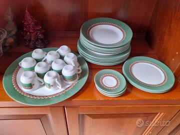 servizio Piatti e tazzine