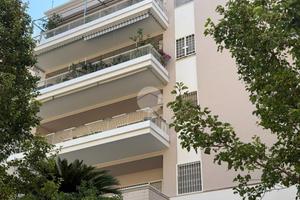 2 LOCALI A ROMA