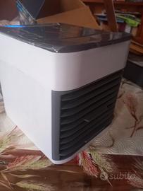 Ventilatore portatile con scompartimento ghiaccio