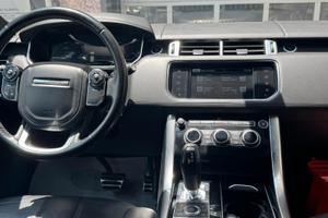 Range Rover Sport ibrida 7 posti