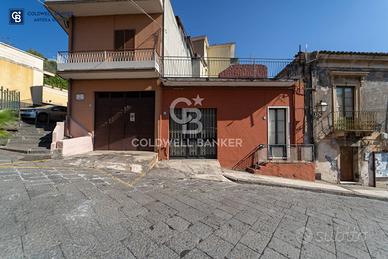 Casa indipendente - Aci Catena