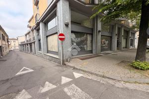 NEGOZIO A VOGHERA