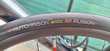 Copertoni hutchinson fusion 5 storm performance 