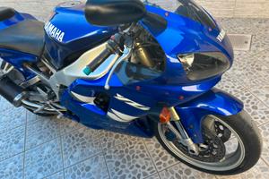 Yamaha r1 1999 asi