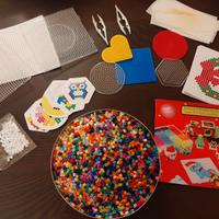 Pyssla gioco perle multicolore con accessori