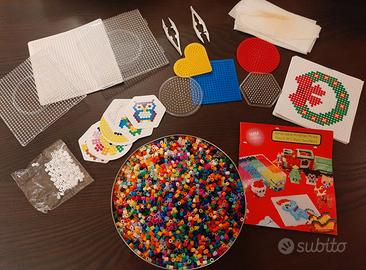Pyssla gioco perle multicolore con accessori