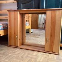 Specchiera bagno in legno massiccio