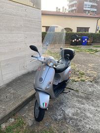 Vespa 50 4 tempi