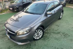 MERCEDES A160 CDI AUTOM+F1+PELLE+NAVI+R.CAMERA
