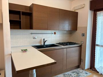 Cucina Euromobil con penisola