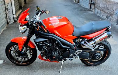 Triumph Speed triple 1050