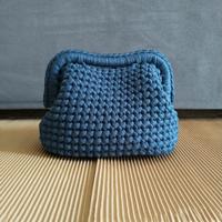 borsa mini clutch all'uncinetto 