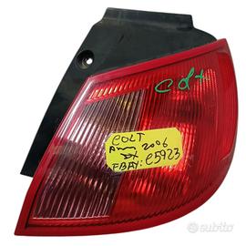 STOP FANALE POSTERIORE DESTRO MITSUBISHI Colt CZ3