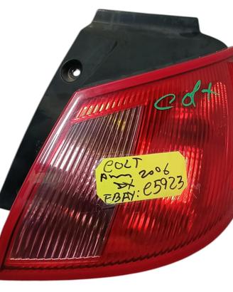 STOP FANALE POSTERIORE DESTRO MITSUBISHI Colt CZ3