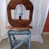 lampada da tavolo in legno 