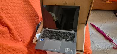 Asus Vivobook OLED touchscreen 16"