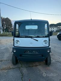 Microcar Aixam truck