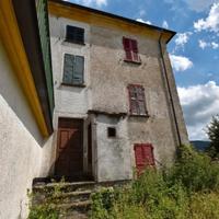 Casa cascina e stalla