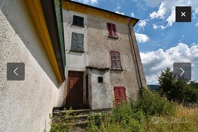 Casa cascina e stalla