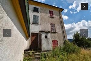 Casa cascina e stalla