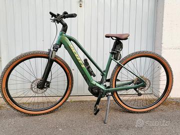 BICI ELETTRICA SCOTT