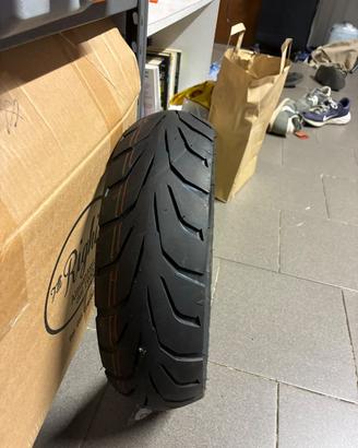 Gomma scooter nuova