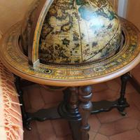 Mappamondo porta liquori  vintage.